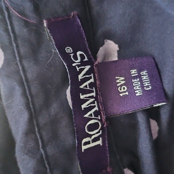 Roaman's Navy and Lavendar Polka Dot Button Down Blouse - Picture 10 of 13